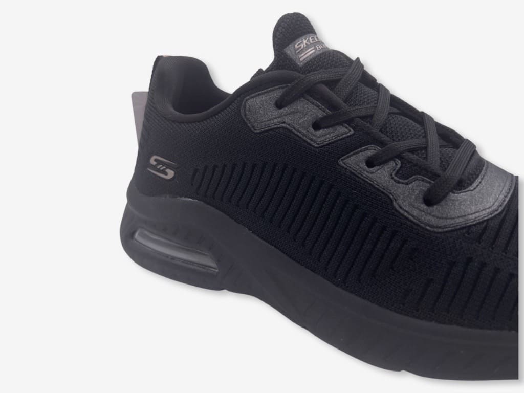 Skechers Close Encounter