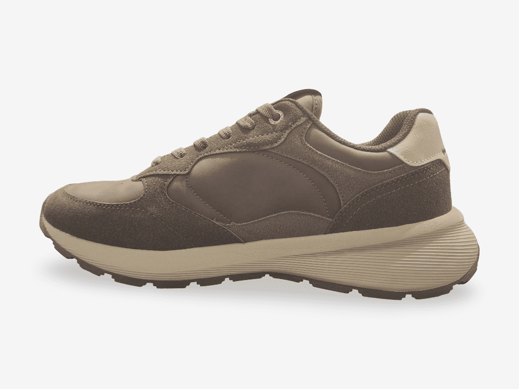 GAP EST. 1969 Run Gold