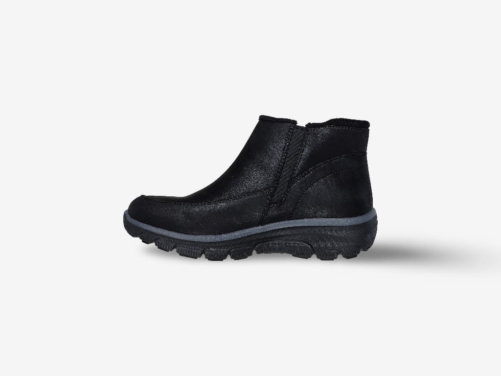 Skechers Into Fall
