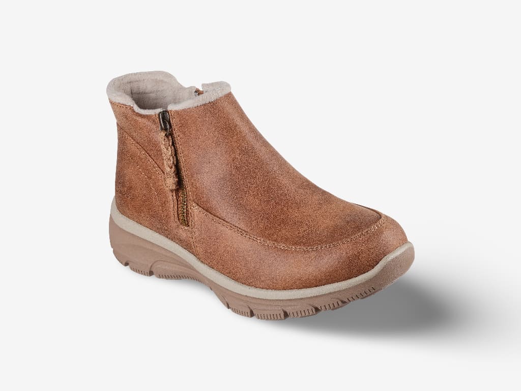 Skechers Into Fall
