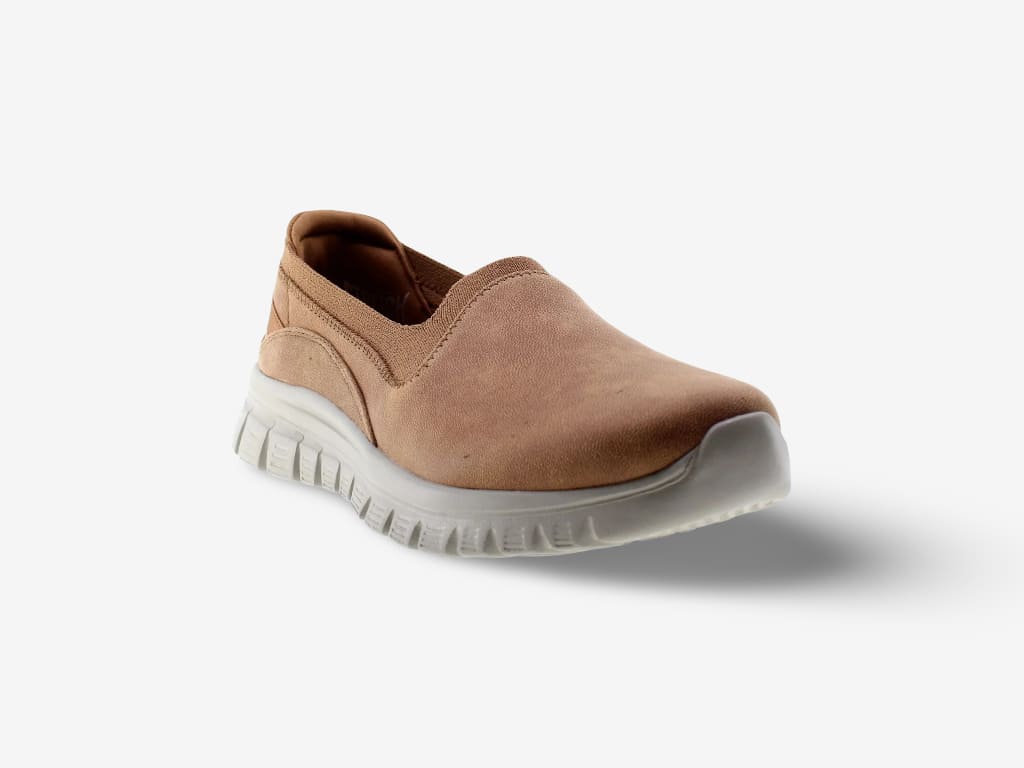 Skechers Leaning In