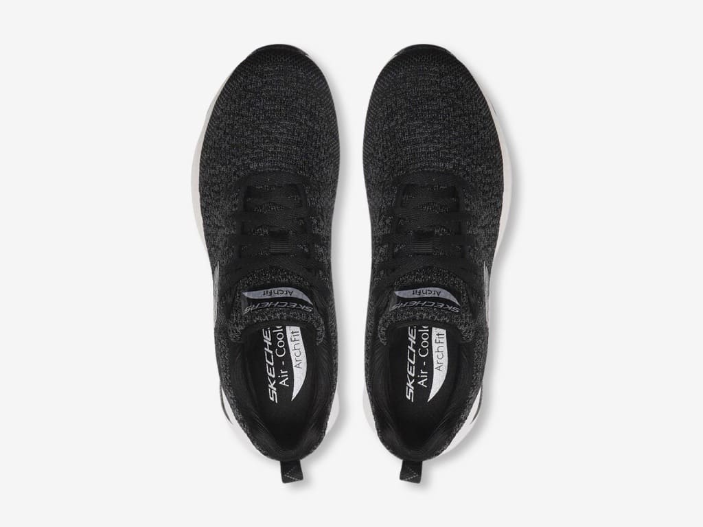Skechers Infinite Adventure